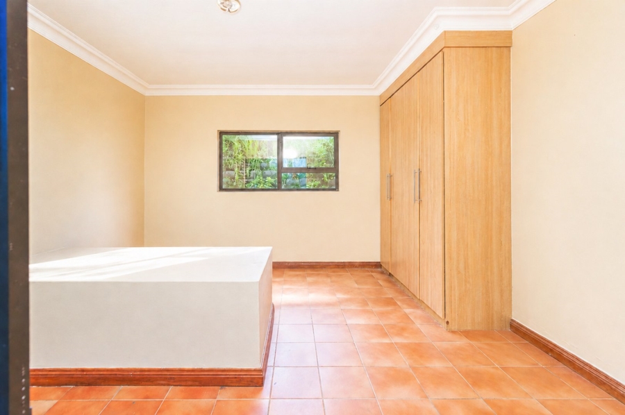 3 Bedroom Property for Sale in Birdwood Estate North West